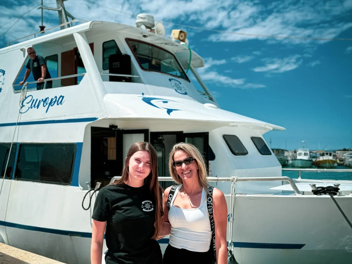 Boat Europa im Hafen von Pula Kroatien